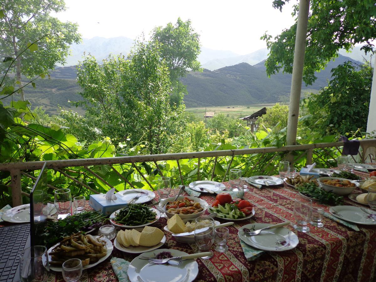 Anush'S B&B Татьєв Екстер'єр фото